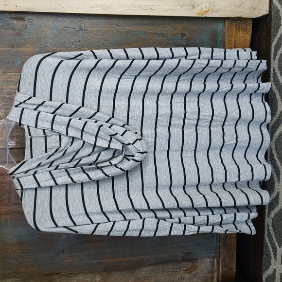Cotton:On Gray Hooded Pullover w/ Black Stripes - XS - Picture 3 of 3